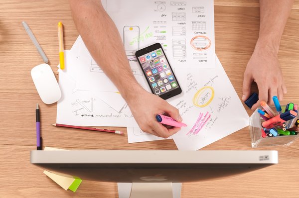 Réussir en content marketing : astuces SEO et techniques pour booster votre marque